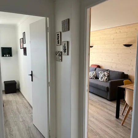 Avec Balcon Apartment Font-Romeu-Odeillo-Via